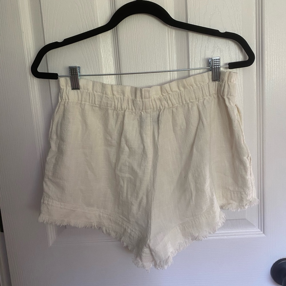 UO linen shorts